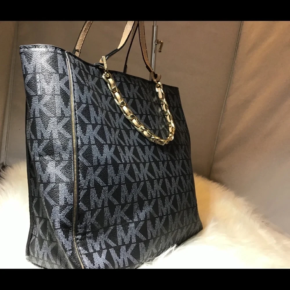 Michael Kors Tote NWOT